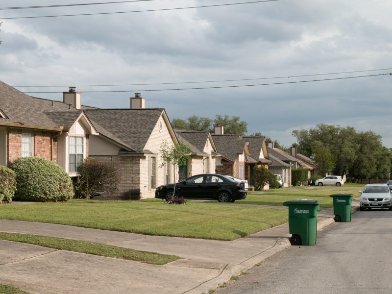 Suburban homes line a neighborhood in District 6.