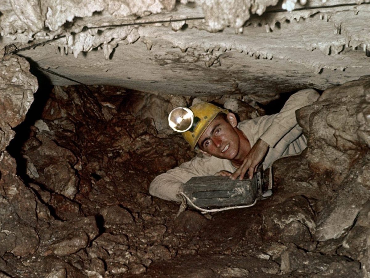 Orion Knox Jr., who helped discover Natural Bridge Caverns, dies at 81