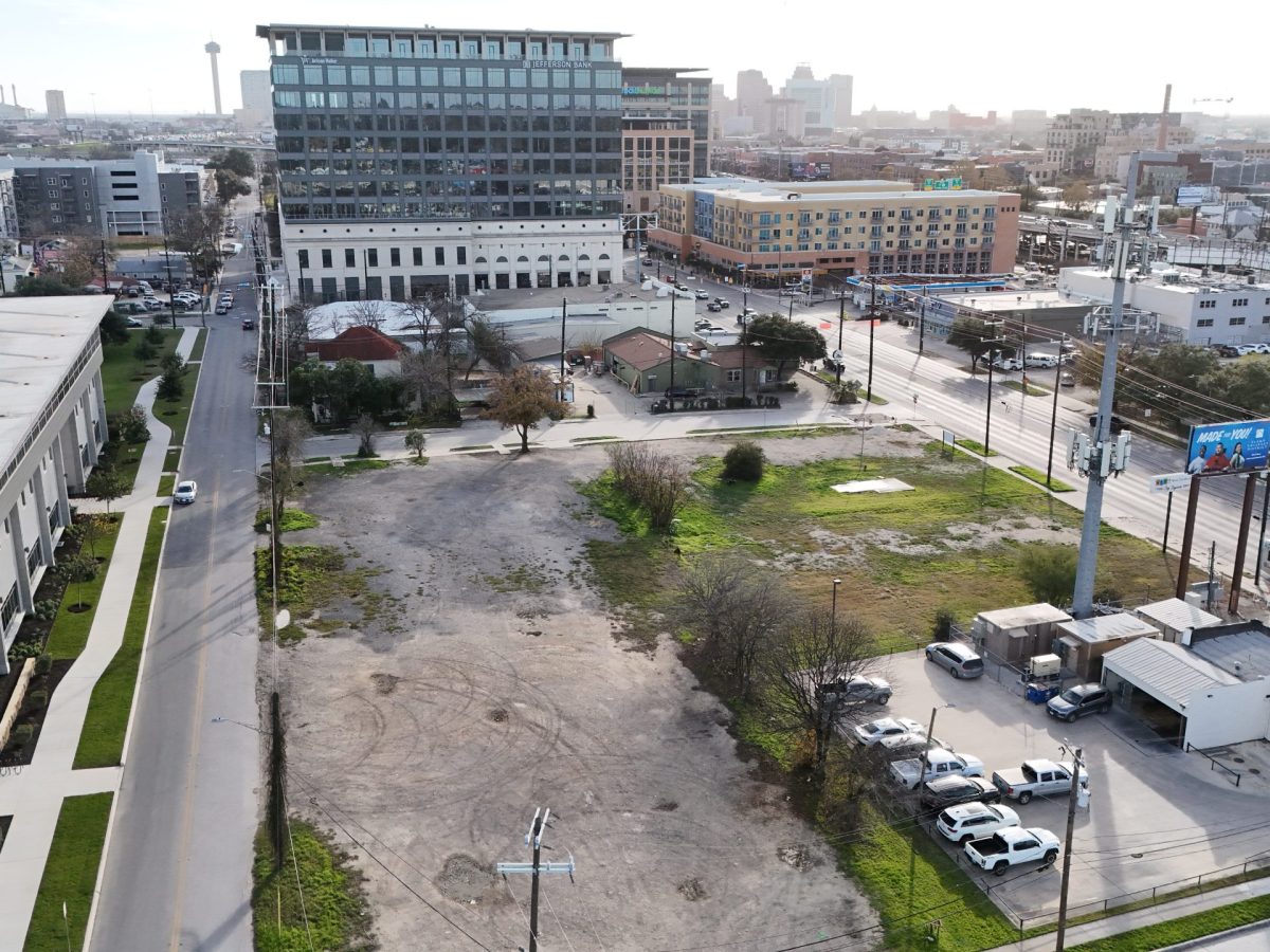 Plans for Terry Black’s and parking garage near the Pearl get OK from city design panel