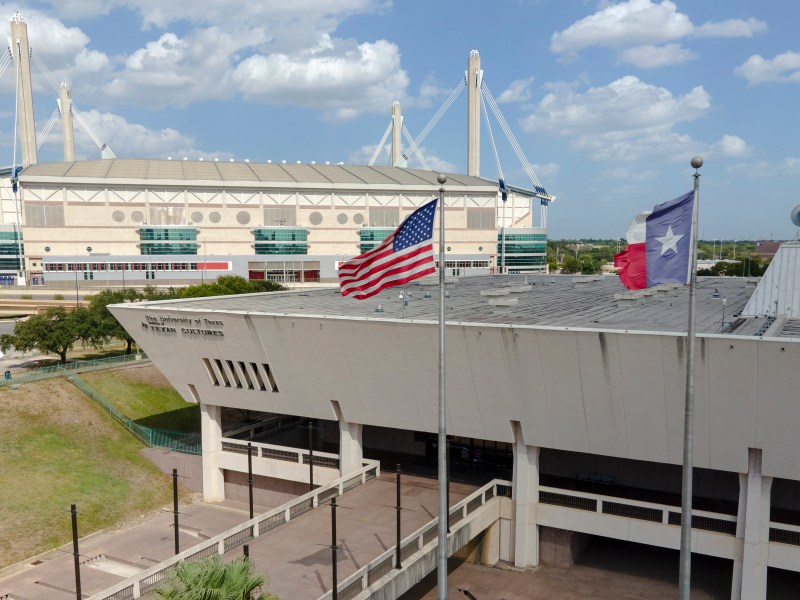 Image of the UTSA Institute of Texan Cultures building.