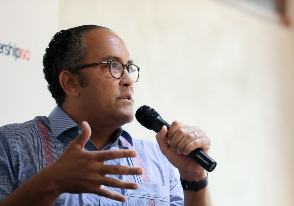 Former Congressman Will Hurd speaks to a Leadership San Antonio class at the San Antonio Zoo on Wednesday.