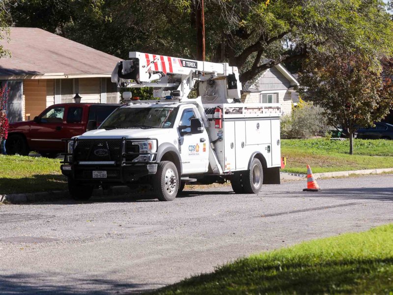 A CPS crew addresses a power outage near Balcones Heights.