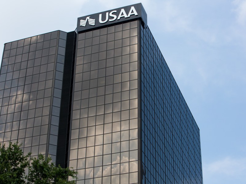 Two federal agencies issue $140 million in fines to USAA for what one agency is calling "willful violations" of the Bank Secrecy Act.